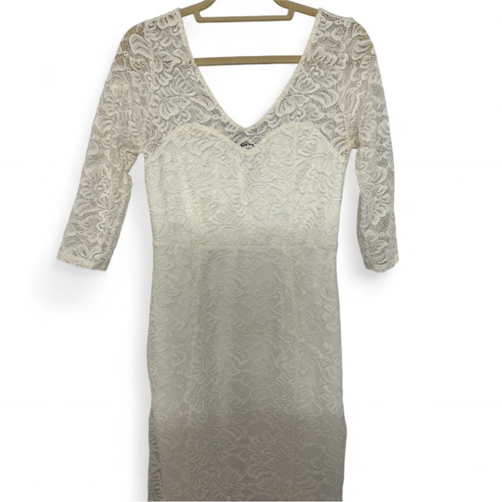 BOLD elements Cream Lace Long Sleeve Dress